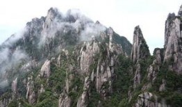 三清山旅游爆料事件视频,视频揭露景区不文明现象引发热议